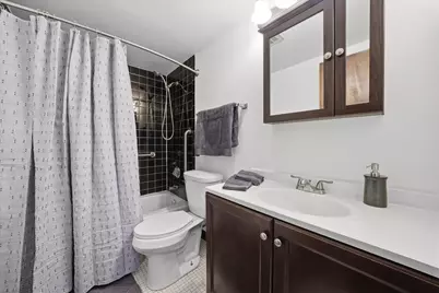 9535 Southwest Highway #2, Oak Lawn, IL 60453 - Photo 32