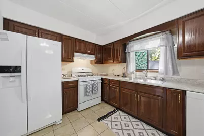 9535 Southwest Highway #2, Oak Lawn, IL 60453 - Photo 14