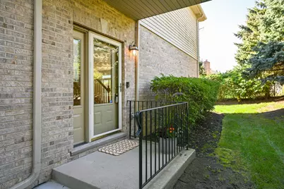 661 E Nerge Road, Roselle, IL 60172 - Photo 18