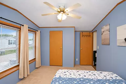 132 3rd Avenue, Bartlett, IL 60103 - Photo 10