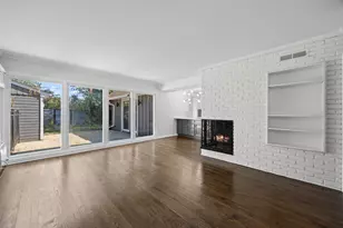 2207 Crawford Ave, Evanston, IL 60201 - Photo 4