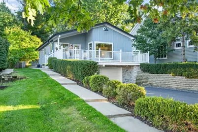 315 Park Avenue, Clarendon Hills, IL 60514 - Photo 1
