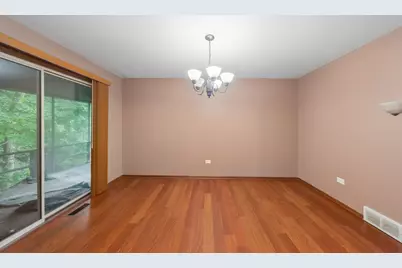 211 Sheridan Court, Waukegan, IL 60085 - Photo 6
