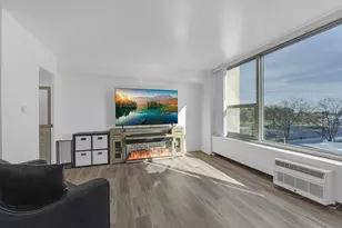 3600 N Lake Shore Dr, Chicago, IL 60613 - Photo 6