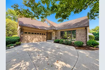 3 Alexandria Drive, Vernon Hills, IL 60061 - Photo 2
