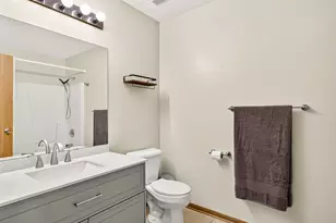 136 Harvest Glenn Dr, Davis Junction, IL 61020 - Photo 34