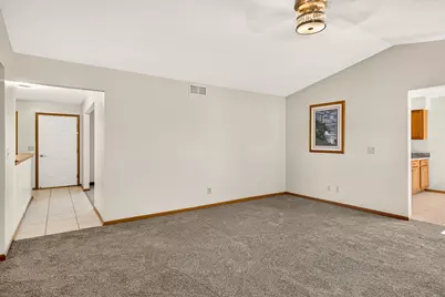 136 Harvest Glenn Drive, Davis Junction, IL 61020 - Photo 14