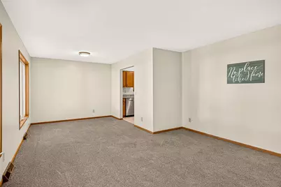 136 Harvest Glenn Drive, Davis Junction, IL 61020 - Photo 6