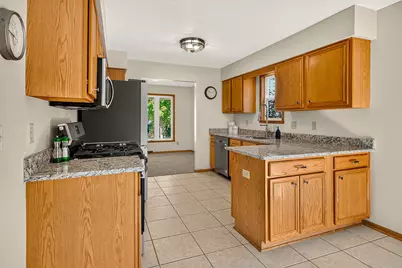136 Harvest Glenn Drive, Davis Junction, IL 61020 - Photo 16