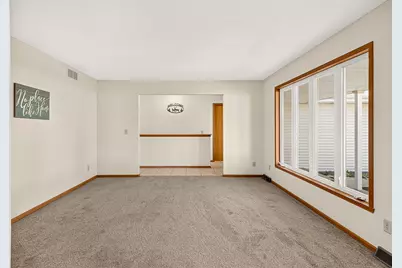 136 Harvest Glenn Drive, Davis Junction, IL 61020 - Photo 8