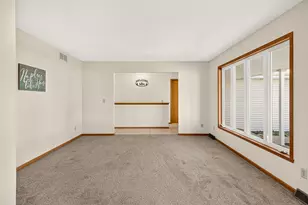 136 Harvest Glenn Dr, Davis Junction, IL 61020 - Photo 8