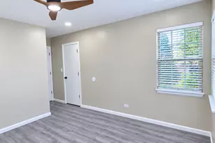 1271 Cranbrook Dr, Schaumburg, IL 60193 - Photo 10