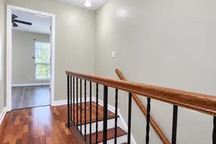 1271 Cranbrook Dr, Schaumburg, IL 60193 - Photo 6