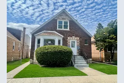 8312 S Phillips Avenue, Chicago, IL 60617 - Photo 1