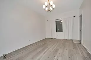 6635 S Francisco Ave, Chicago, IL 60629 - Photo 6