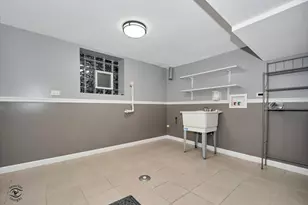 6635 S Francisco Ave, Chicago, IL 60629 - Photo 36