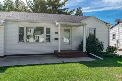 221 Merrill Avenue, Loves Park, IL 61111 - Photo 2