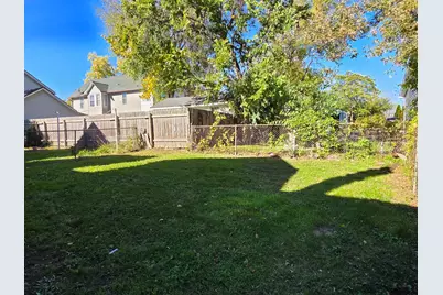222 McKinley Avenue, Waukegan, IL 60085 - Photo 22