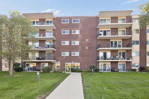 5300 Walnut Ave, Downers Grove, IL 60515 - Photo 1