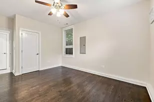2957 W Cornelia Ave, Chicago, IL 60618 - Photo 6