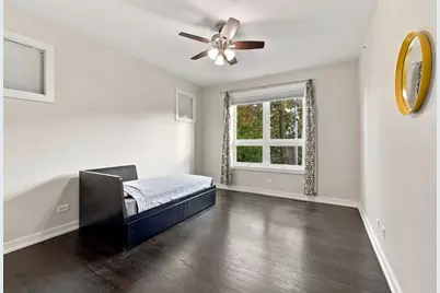 2957 W Cornelia Avenue #4, Chicago, IL 60618 - Photo 26