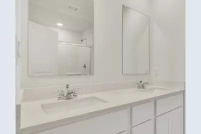 2744 Arrowhead Drive, Pingree Grove, IL 60140 - Photo 18