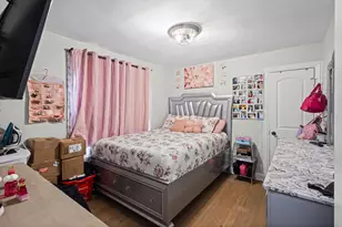5922 S Karlov Ave, Chicago, IL 60629 - Photo 10