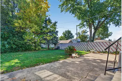 2829 W 101st Street, Evergreen Park, IL 60805 - Photo 32