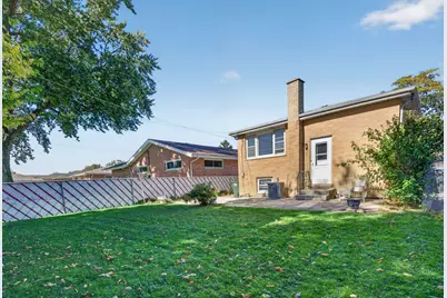 2829 W 101st Street, Evergreen Park, IL 60805 - Photo 30