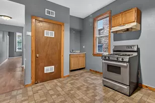 5338 S Wood St, Chicago, IL 60609 - Photo 6
