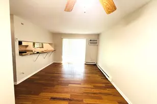 1375 N Winslowe Dr, Palatine, IL 60074 - Photo 10