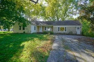 2119 Sandy Hollow Rd, Rockford, IL 61109 - Photo 1