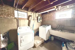 3129 W Birchwood Ave, Chicago, IL 60645 - Photo 24