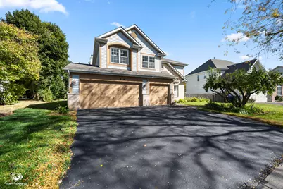 539 Capital Lane, Gurnee, IL 60031 - Photo 2
