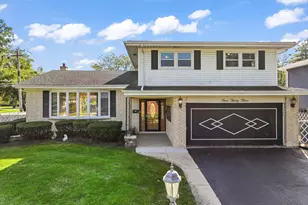 433 Kinkaid Ct, Des Plaines, IL 60016 - Photo 2