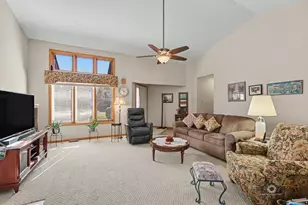 8911 Silverdale Dr, Orland Park, IL 60462 - Photo 8