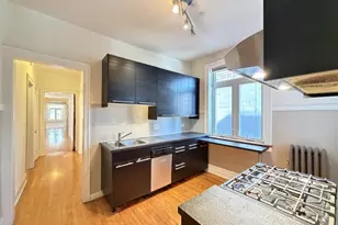 1329 W Carmen Ave, Chicago, IL 60640 - Photo 8