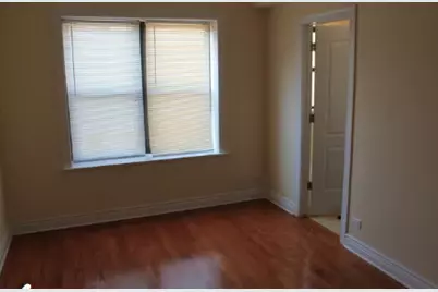 6310 N Rockwell Street #2, Chicago, IL 60659 - Photo 12
