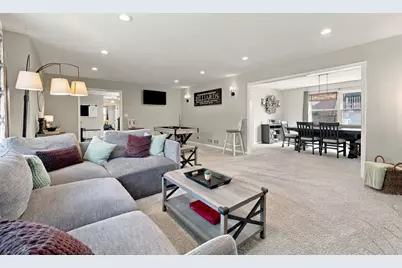 2406 Highland Drive, Palatine, IL 60067 - Photo 10