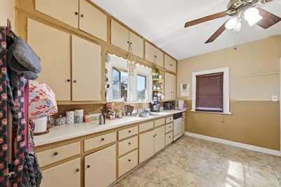 1713 Cora Street, Crest Hill, IL 60403 - Photo 6