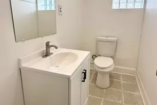 3710 S Wood St, Chicago, IL 60609 - Photo 14