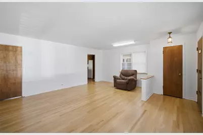 5323 Enfield Avenue, Skokie, IL 60077 - Photo 2