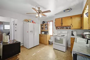 5323 Enfield Ave, Skokie, IL 60077 - Photo 4