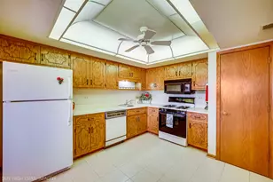 15711 S Sunset Ridge Ct, Orland Park, IL 60462 - Photo 12