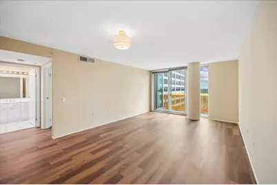 1580 Sherman Avenue #PH08, Evanston, IL 60201 - Photo 6