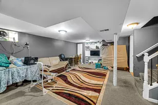 6557 N Troy St, Chicago, IL 60645 - Photo 16