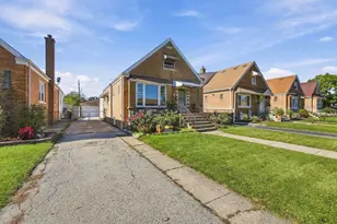 4134 Atlantic Ave, Schiller Park, IL 60176 - Photo 2