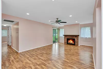 603 Eastview Court #Z1, Schaumburg, IL 60194 - Photo 2