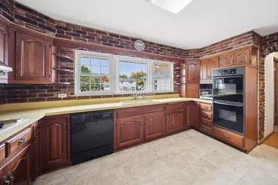 921 Clyde Avenue, Downers Grove, IL 60516 - Photo 6