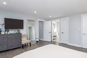 201 Washington Ave, La Grange, IL 60525 - Photo 14